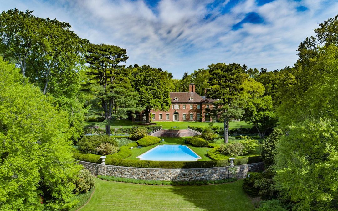 Photograph of Phipps Estate in Long Island showing Pool taken with a drone